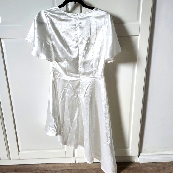 MORRISDAY White satin dress Size S new - Picture 3 of 11